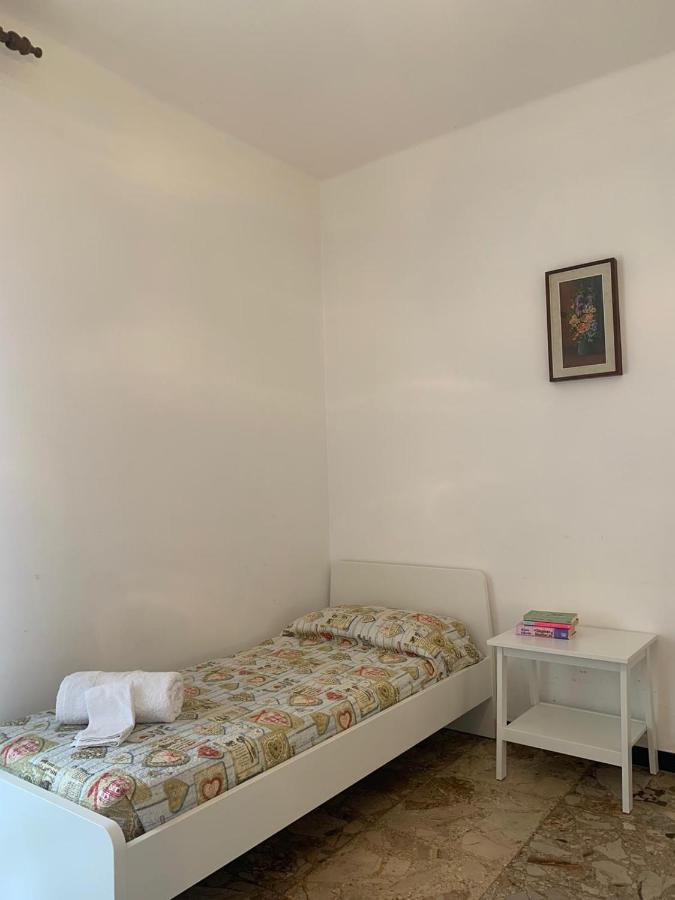 Casa Vacanza! A 50M Dal Mare! Бордихера Екстериор снимка