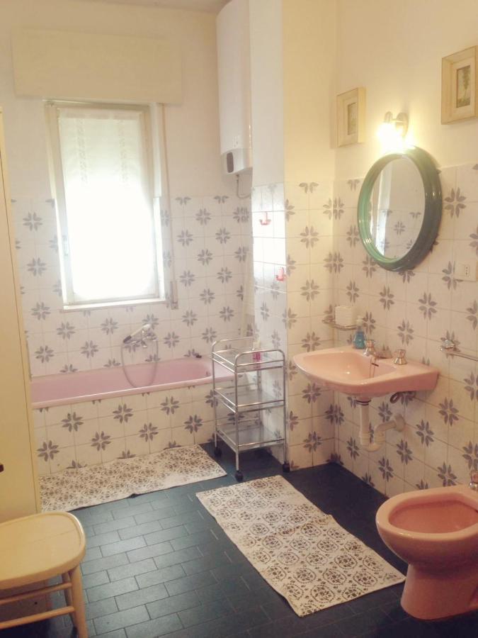 Casa Vacanza! A 50M Dal Mare! Бордихера Екстериор снимка